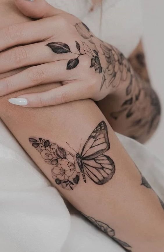 girls tattoos