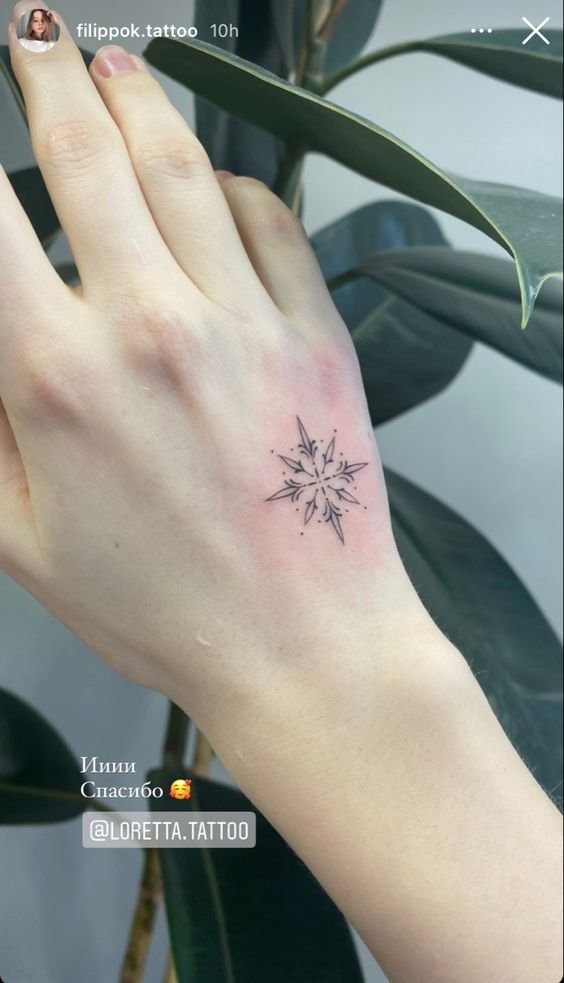 winter-snowflake-tattoo